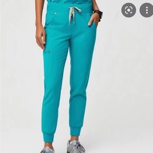Teal Figs: Zamora Jogger Scrub Pants, Limited Edition Color!